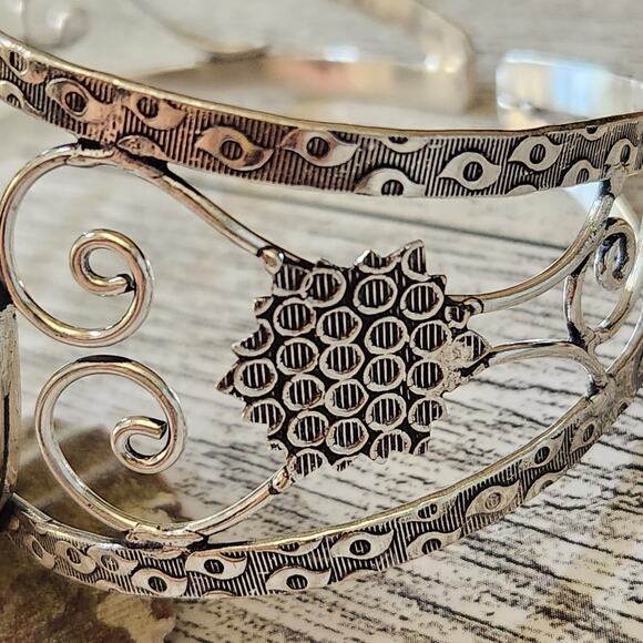 Miriam Stone Sterling Silver Cuff Bracelet - Bold Natural Elegance - Picture 10 of 10